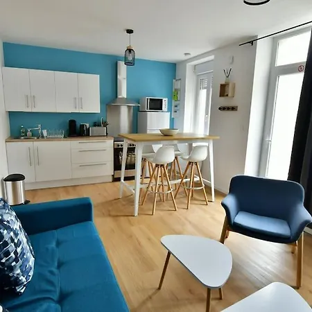 Le 46 - T2 rénové, confortable proche centre-ville Montluçon Extérieur photo