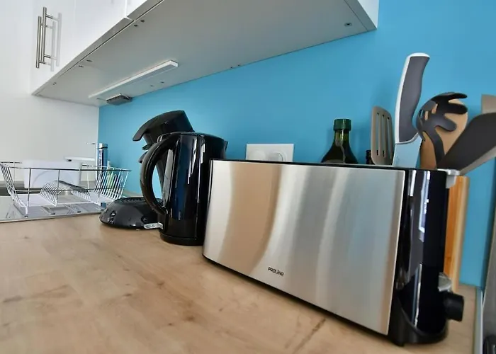 Le 46 - T2 Renove, Confortable Proche Centre-Ville